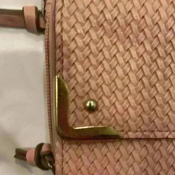 Bueno‎ Crossbody Bag - Picture 3 of 9